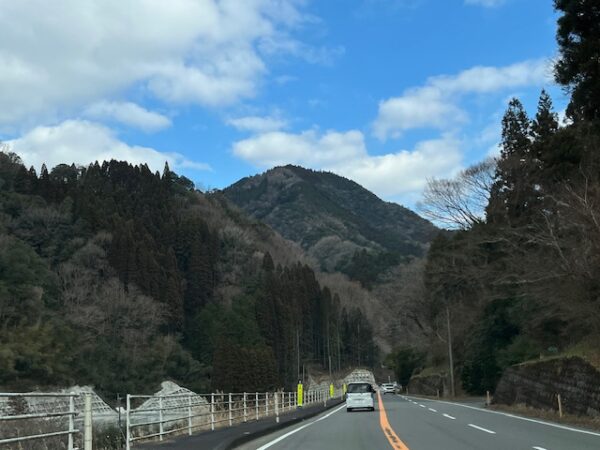 【2025年初詣は熊本へ】パワースポット日帰り旅（高千穂神社・幣立神宮・天岩戸神社）