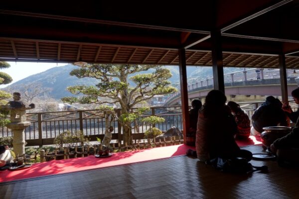 【伊勢志摩２泊３日旅行記】３日目・伊勢神宮内宮参拝と横山展望台の絶景と志摩うなぎ・伊勢神宮内宮赤福