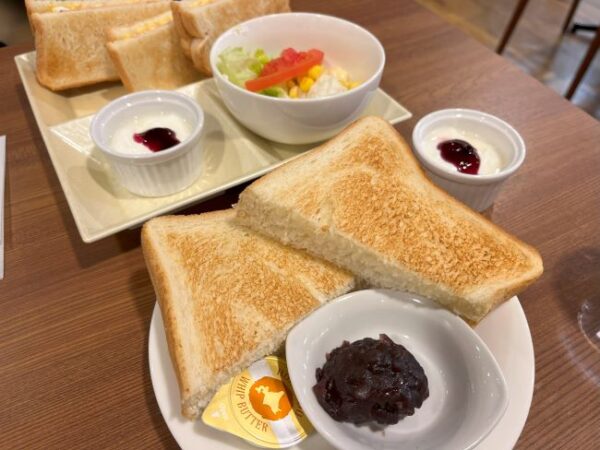 【伊勢志摩２泊３日旅行記】まさかの延泊名古屋で４日目・熱田神宮と絶品韓国料理の番外編・名古屋駅モーニング
