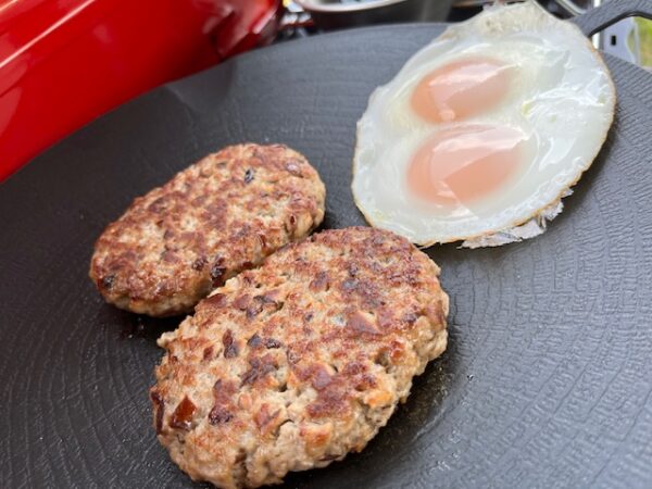 【押戸石の丘ディキャンプ】きよらカァサで買ったあか牛ハンバーグでハンバーガー作ってみた　マルチグリドル
