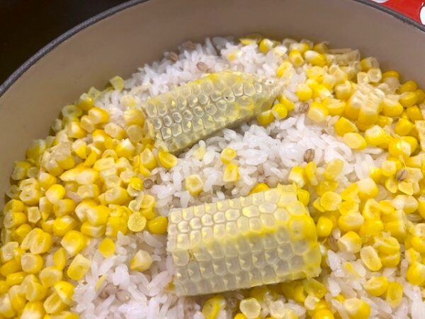 【とうもろこしご飯】備蓄してた古いお米で炊いてみたら最高に美味しかった！