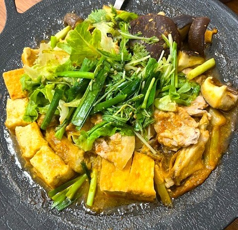 【JHQマルチグリドル簡単キャンプ飯】野菜たっぷり絶品！夏のカレー鍋