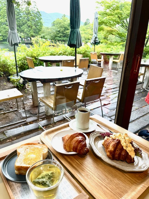 【宿泊レビュー】airbnb(エアビー)・湯布院温泉付貸別荘で”ととのう”癒しの3日間 湯布院カフェ・ラ・リューシュ