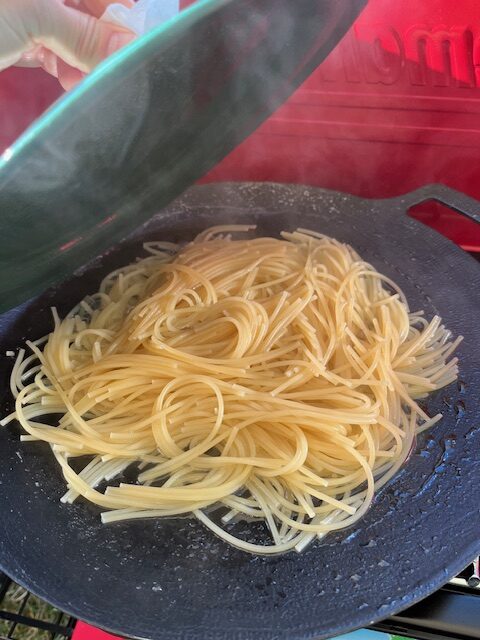 【阿蘇レインボーバレー】紅葉キャンプ!温泉・地獄蒸し・絶景かっぱ滝など満喫の2泊3日 マルチグリドルナポリタン