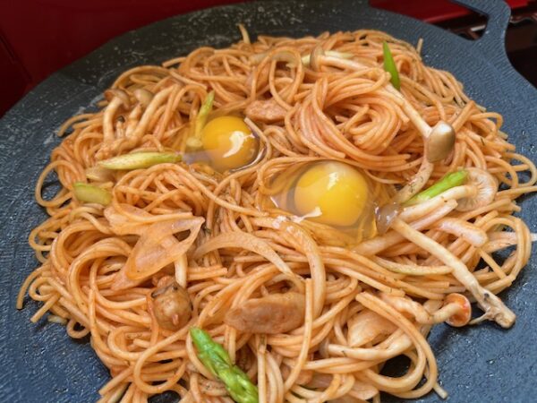 【阿蘇レインボーバレー】紅葉キャンプ!温泉・地獄蒸し・絶景かっぱ滝など満喫の2泊3日 マルチグリドルナポリタン