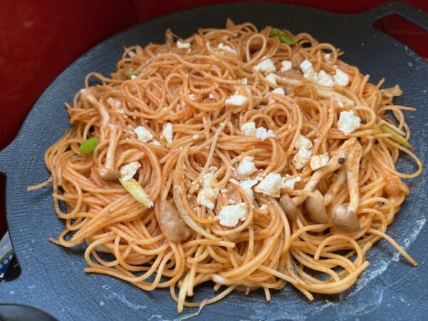 【阿蘇レインボーバレー】紅葉キャンプ!温泉・地獄蒸し・絶景かっぱ滝など満喫の2泊3日 マルチグリドルナポリタン