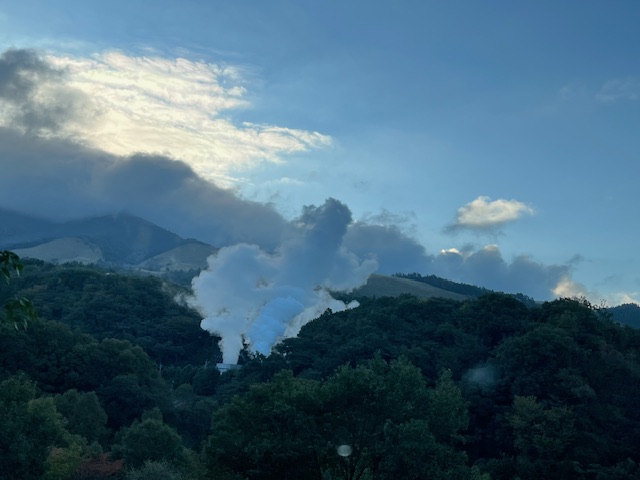 【阿蘇レインボーバレー】紅葉キャンプ！今日も朝からはげの湯温泉くぬぎ湯の家族露天風呂満喫（3日目）