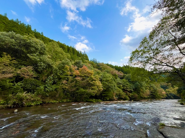【阿蘇レインボーバレー】紅葉キャンプ！温泉・地獄蒸し・絶景かっぱ滝など満喫の2泊3日