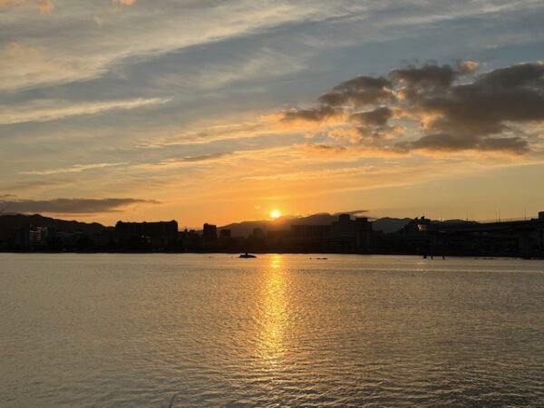 【2026年お正月】福岡市東区「中国菜 随園」の中華おせちレビュー・初日の出と伊野天照皇大神宮に初詣