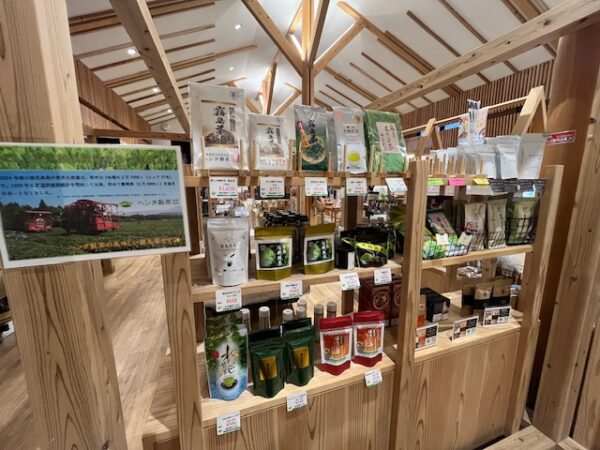 【鹿児島2泊3日旅行記】霧島神宮パワースポット巡り＆明るい農村焼酎蒸留所見学と絶品鹿児島牛すき焼き　日当山無垢食堂