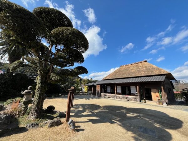 【鹿児島2泊3日旅行記】霧島神宮パワースポット巡り＆明るい農村焼酎蒸留所見学と絶品鹿児島牛すき焼き　日当山無垢食堂西郷どん村