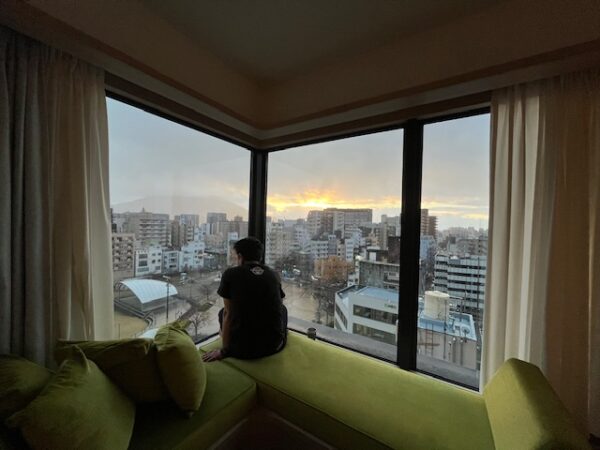 鹿児島旅行FAVLUX鹿児島天文館で迎える朝・桜島のぞむ