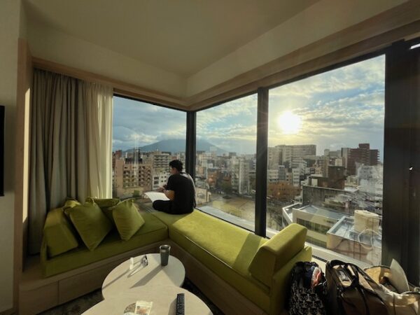 鹿児島旅行FAVLUX鹿児島天文館で迎える朝・桜島のぞむ